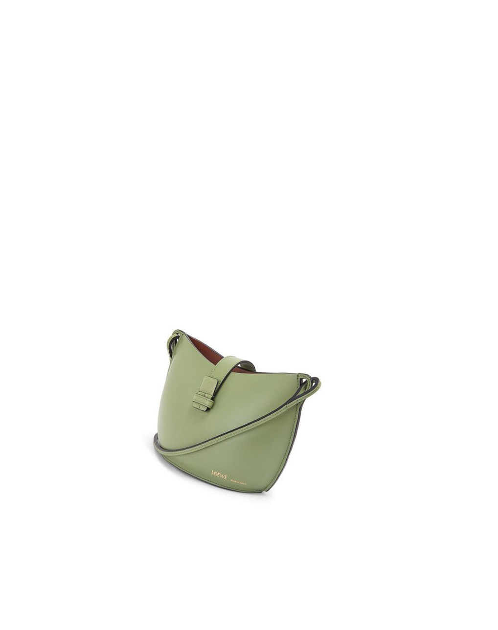 Loewe Moulded Bucket bag in calfskin Rosemary | PZCXM-4217