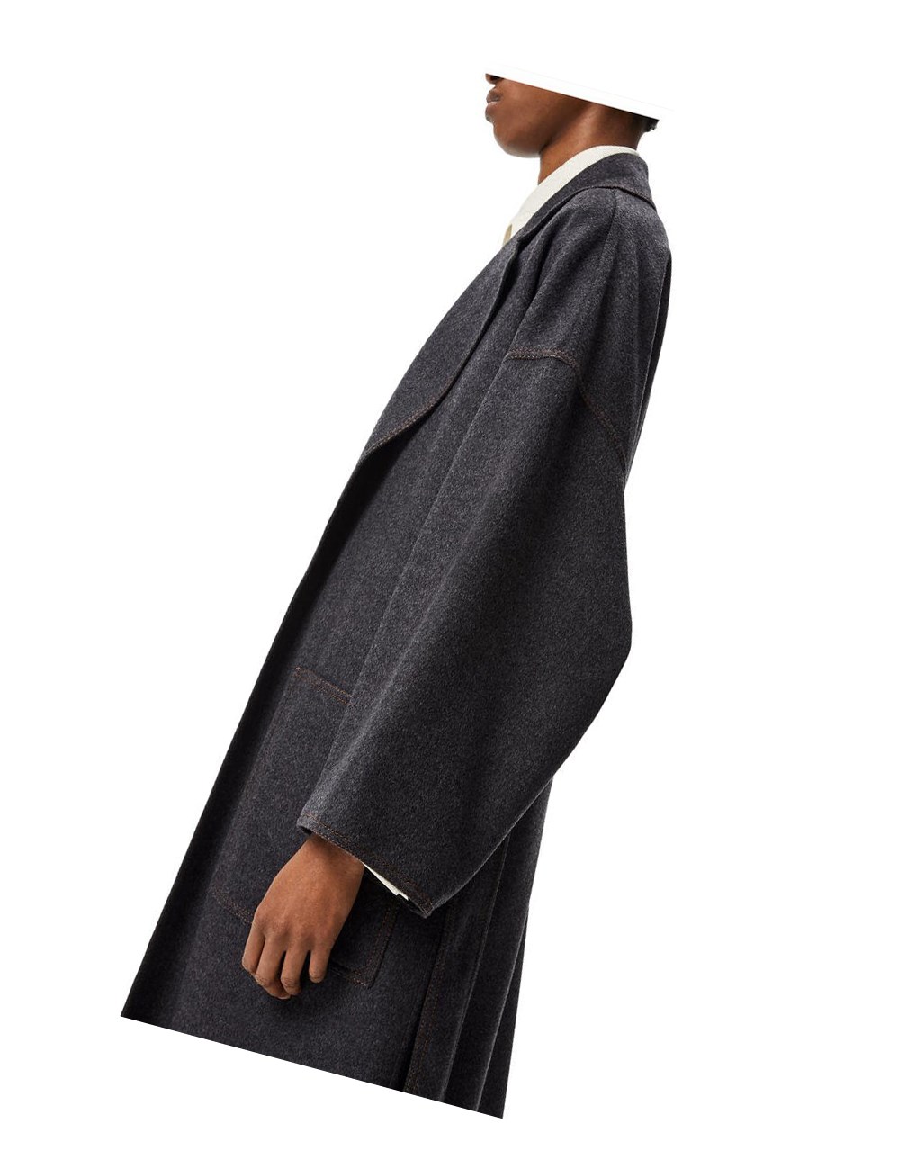 Loewe Oversize belted coat in cashmere and silk Grises | NLCUV-2034