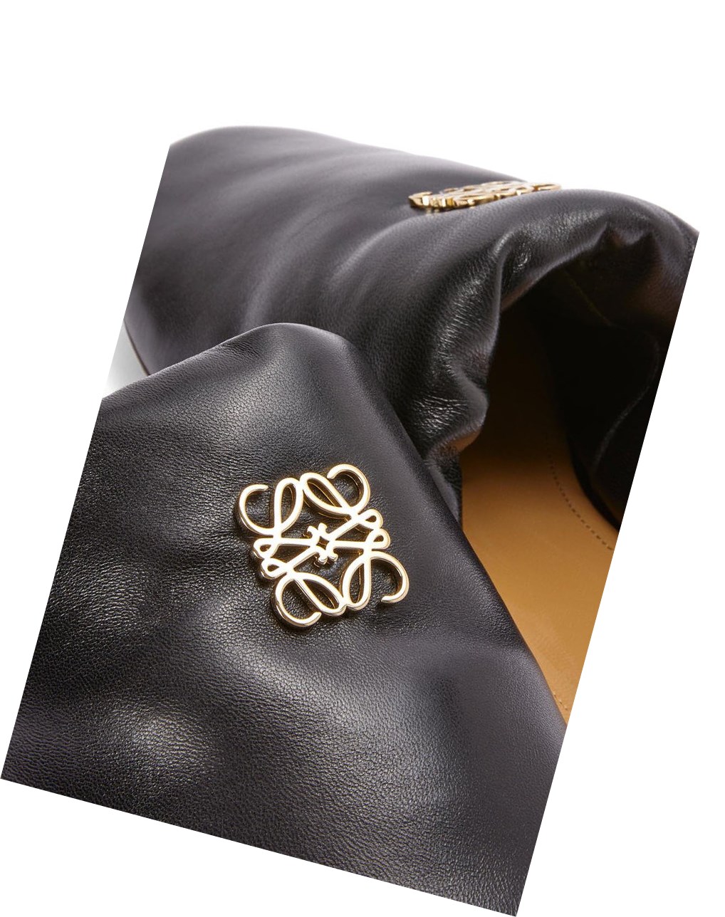 Loewe Padded Anagram mule in lambskin Negros | TABCD-3801