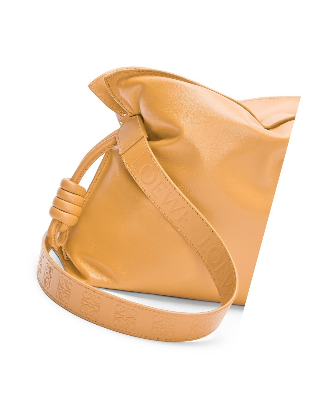 Loewe Puffer Flamenco clutch in shiny nappa lambskin Camel | PZYJT-7042