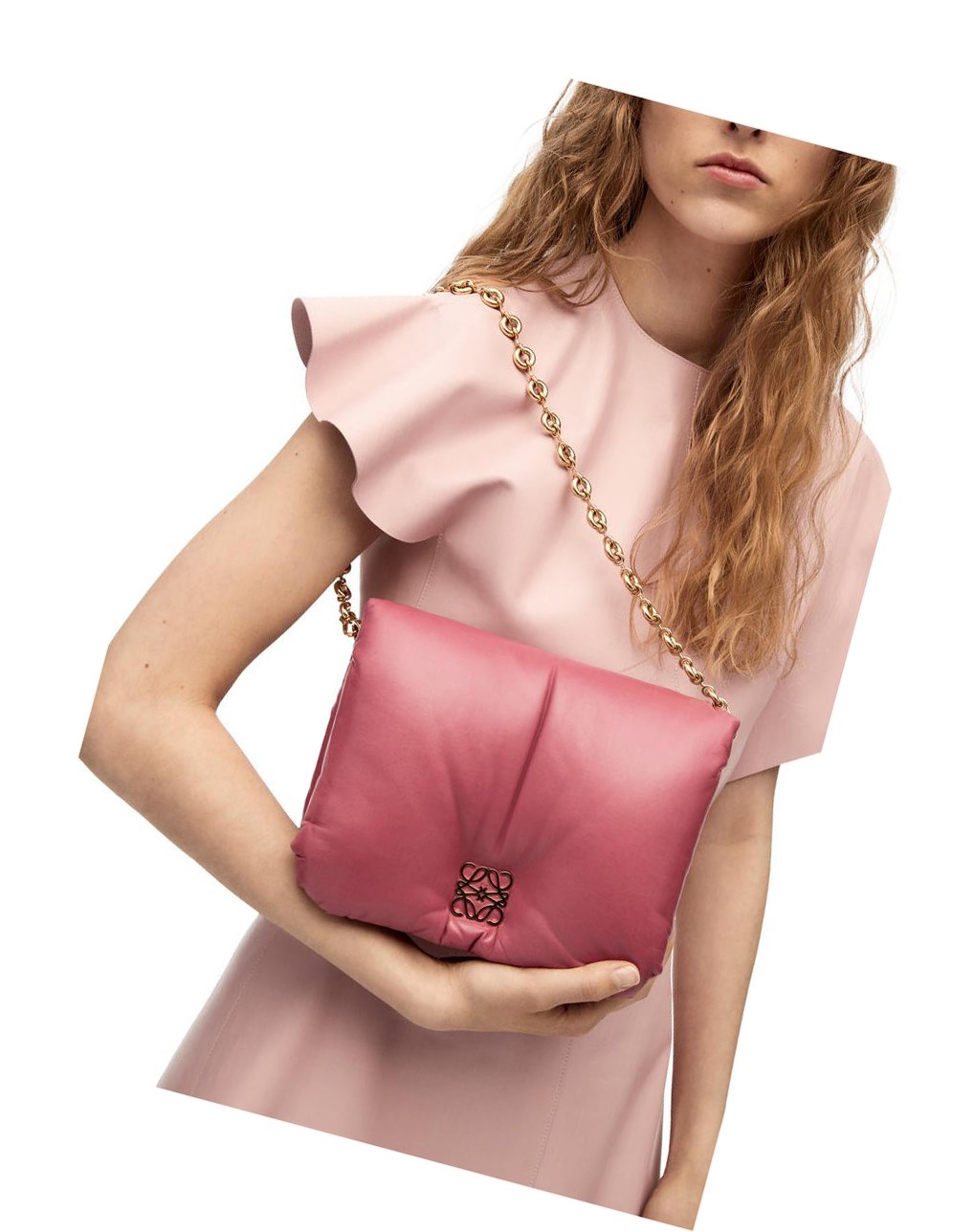 Loewe Puffer Goya bag in shiny nappa lambskin Plumrose | UYFQV-8421