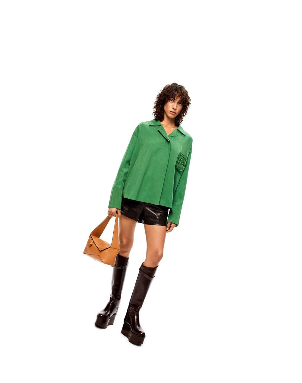 Loewe Puzzle Hobo bag in nappa calfskin Warm Desert | LXZRV-0764