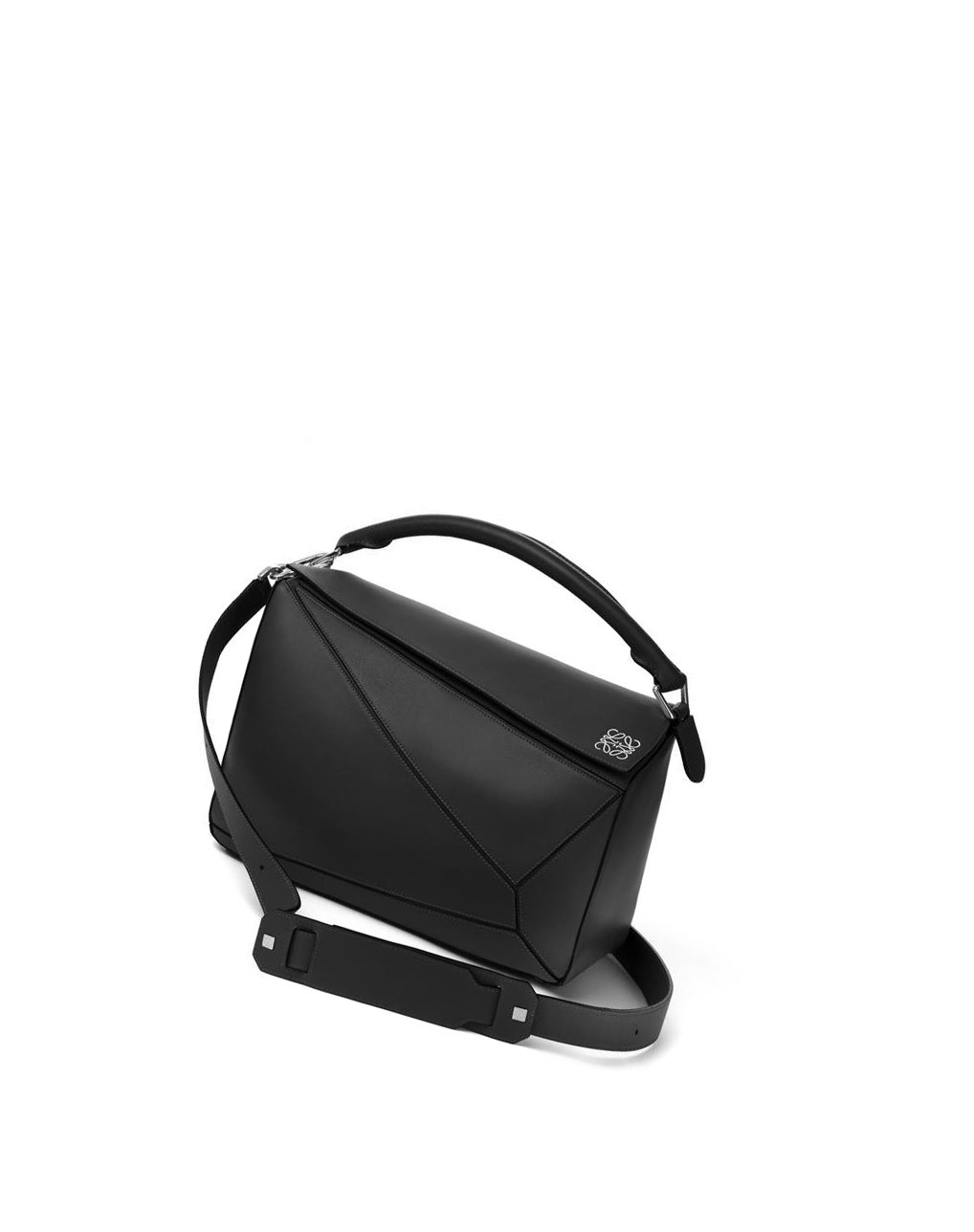 Loewe Puzzle bag in classic calfskin Negros | CSIKW-1427
