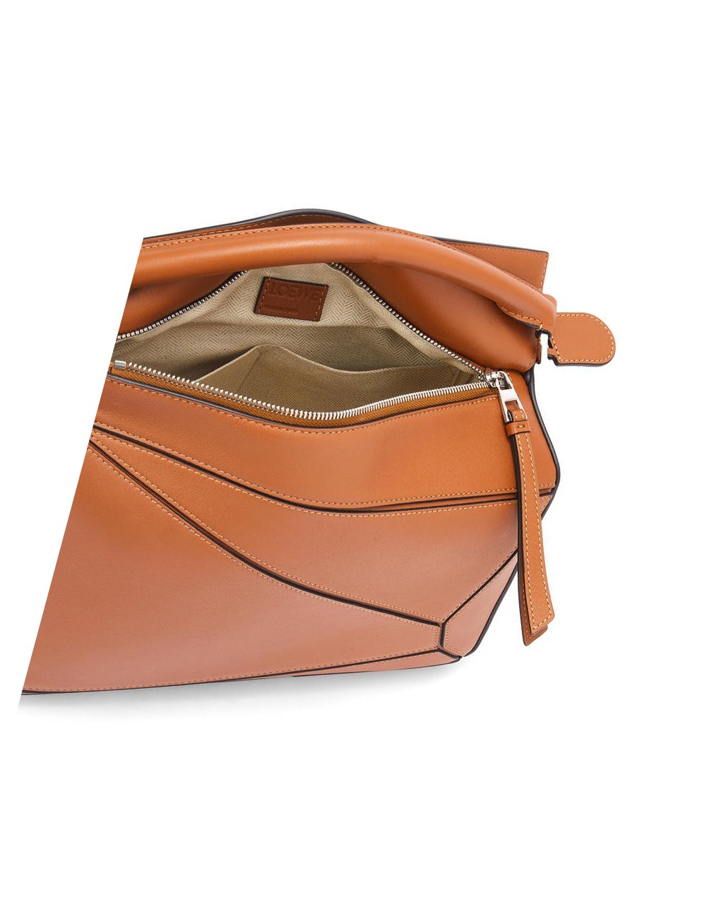Loewe Puzzle bag in classic calfskin Tan | FQAHV-9650