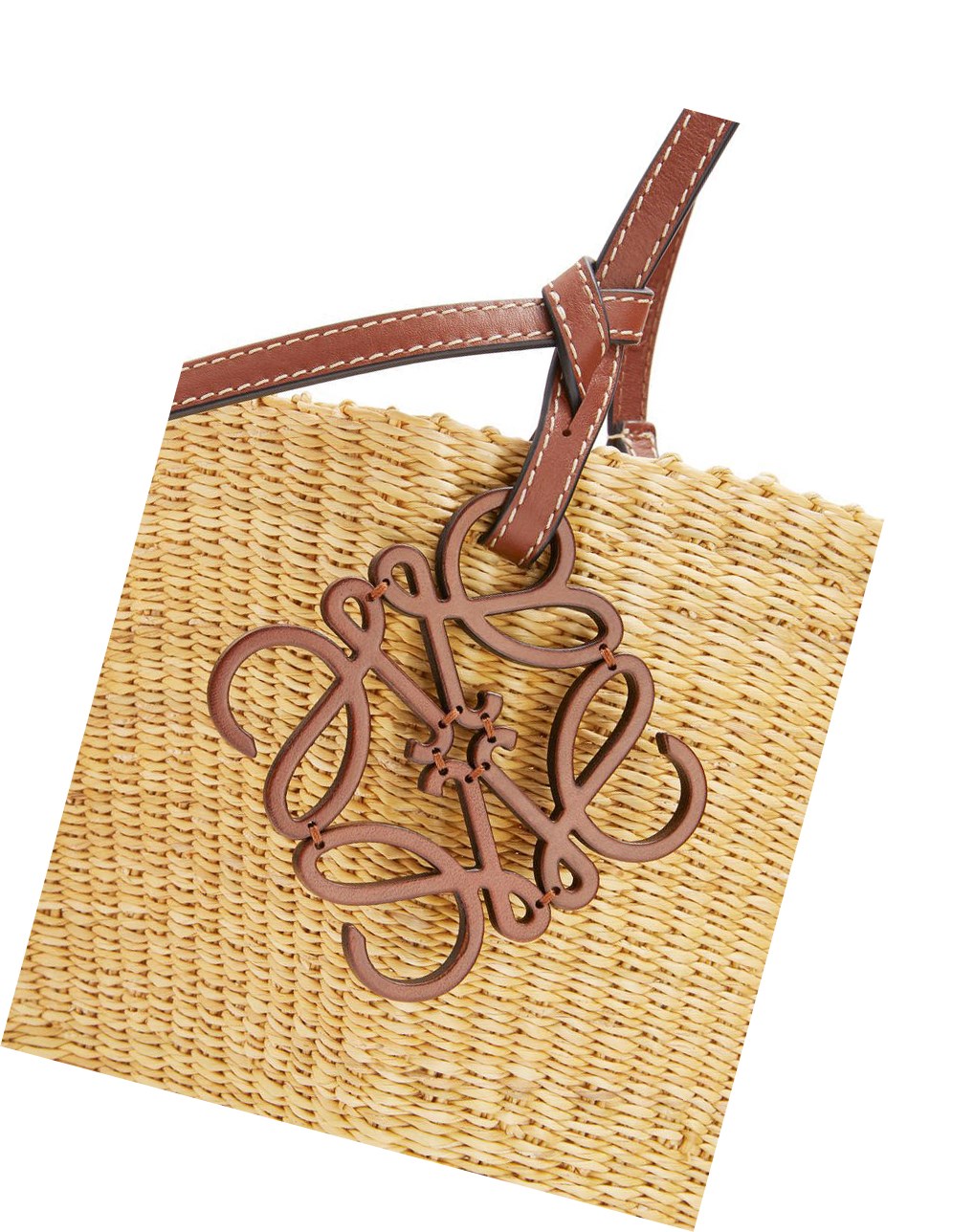 Loewe Shell Basket bag in elephant grass and calfskin Natural / Pecan | HJLOC-0163