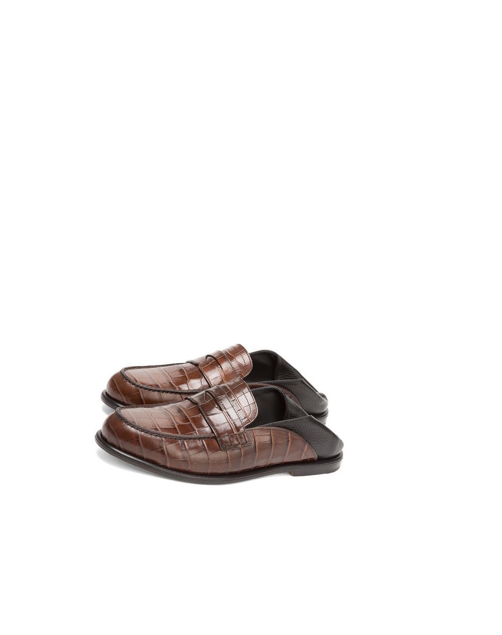 Loewe Slip on loafer in calfskin Marrom Negros | TEQLA-5327