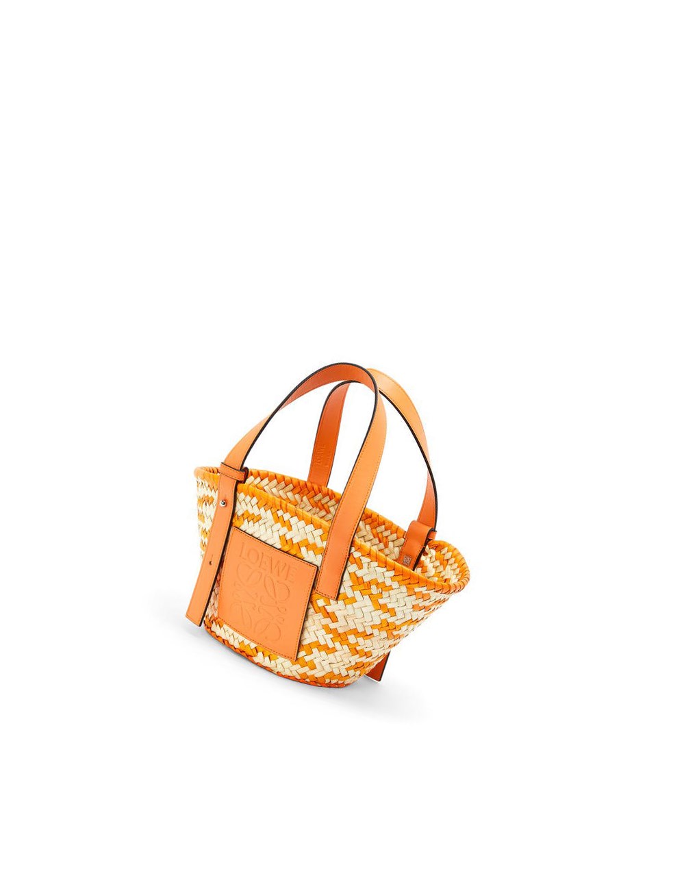 Loewe Small Basket bag in palm leaf and calfskin Albaricoque | QRUAF-6580