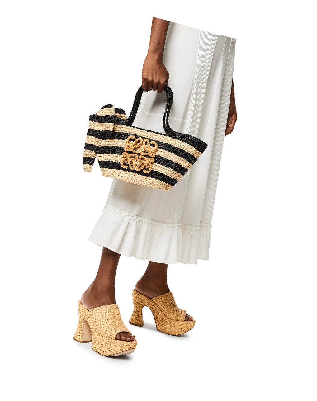 Loewe Small Elephant Basket bag in striped raffia and calfskin Negros | KOXNQ-9672