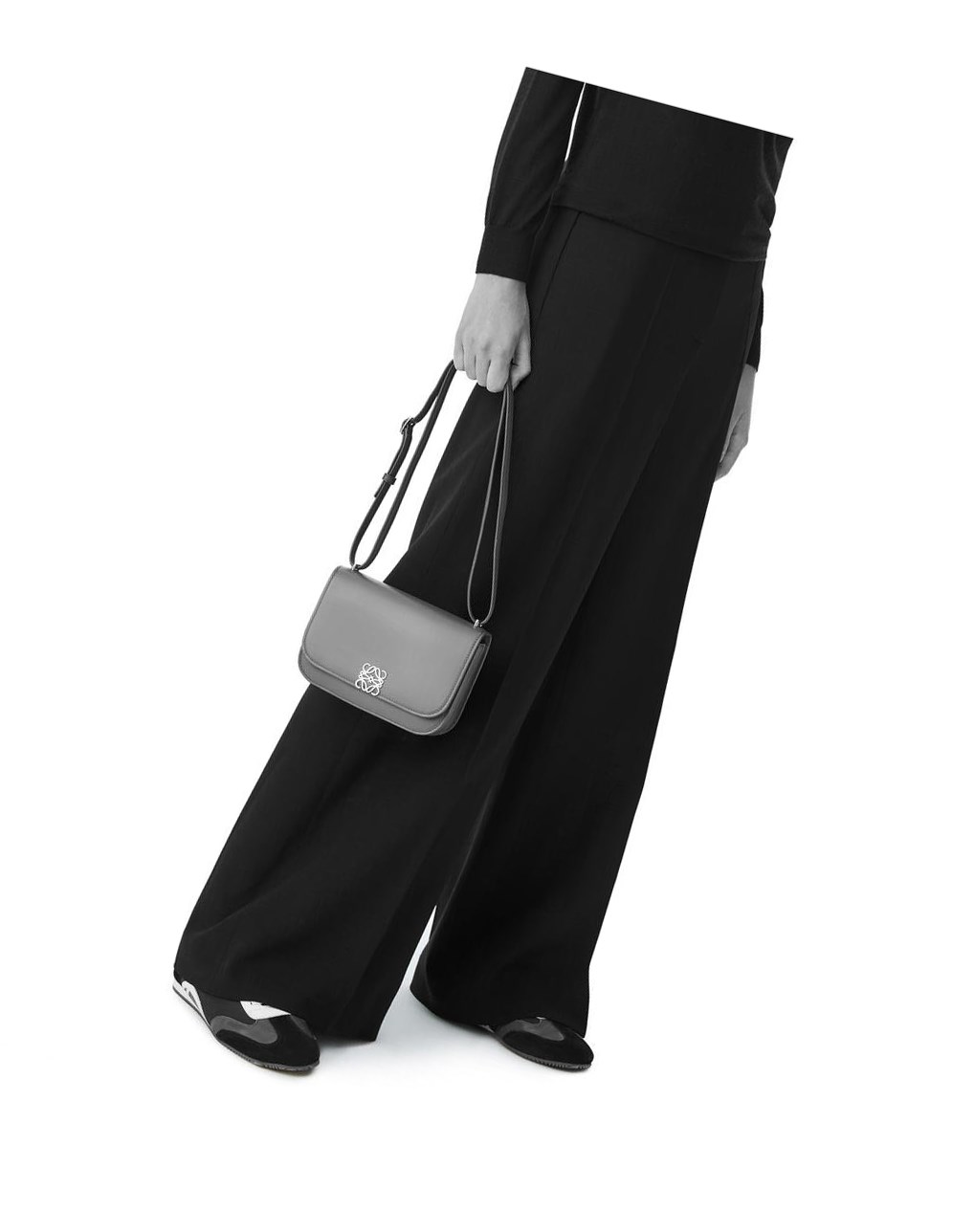 Loewe Small Goya bag in silk calfskin Negros | JBWLU-6243