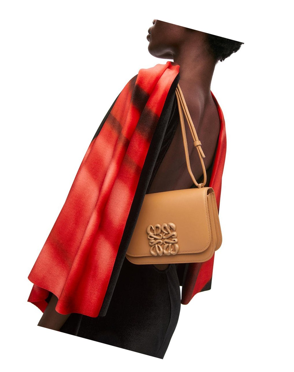 Loewe Small Goya bag in silk calfskin Warm Desert | EAFWH-1927