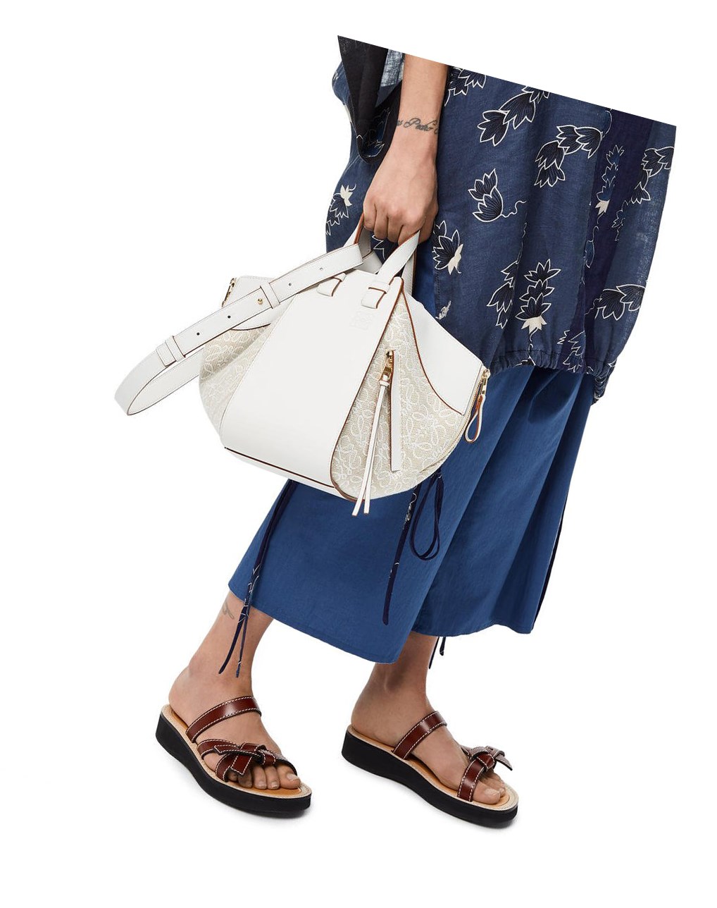 Loewe Small Hammock bag in Anagram jacquard and calfskin Blancos | UMQBE-9176