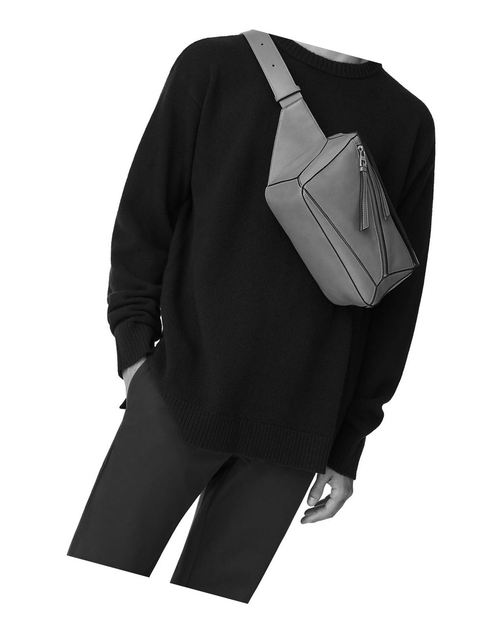 Loewe Small Puzzle Bumbag in classic calfskin Negros | ATOMD-0239