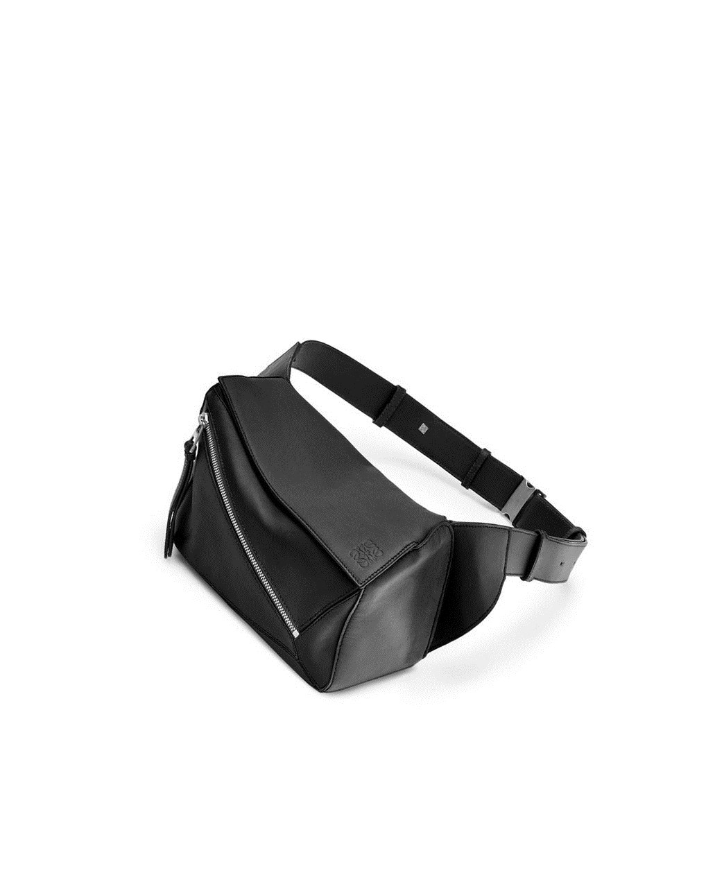 Loewe Small Puzzle Bumbag in classic calfskin Negros | ATOMD-0239