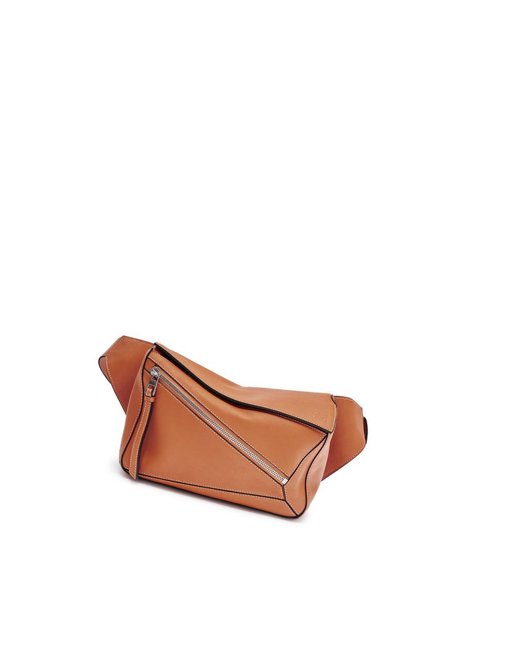 Loewe Small Puzzle Bumbag in classic calfskin Tan | BUCSE-4837