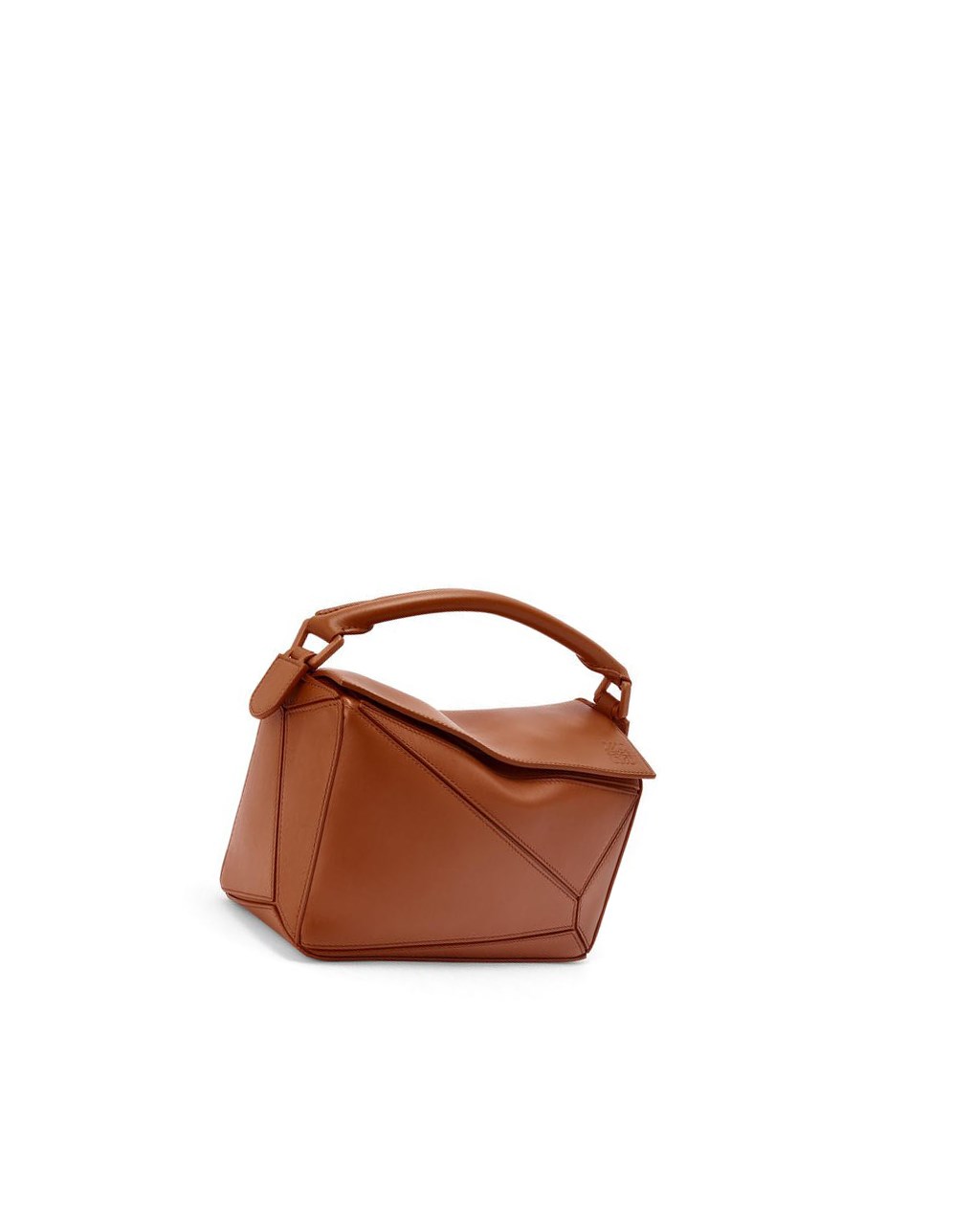 Loewe Small Puzzle bag in satin calfskin Pecan | GRYKV-2893