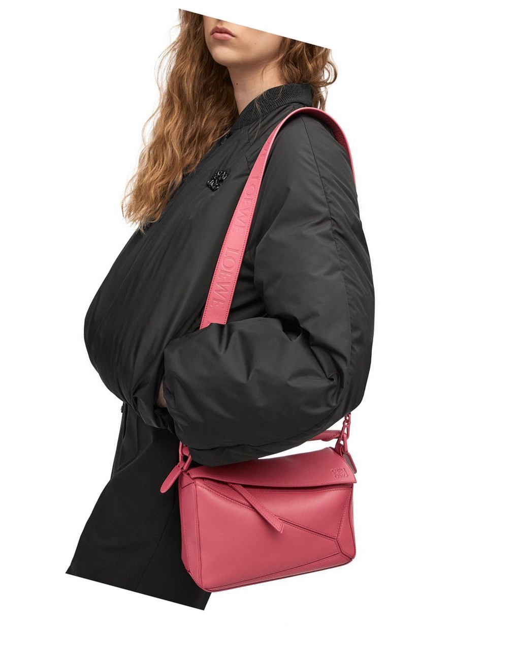Loewe Small Puzzle bag in satin calfskin Plumrose | USFIG-6548