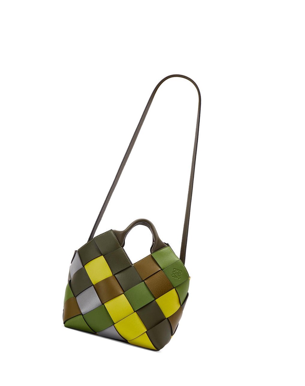 Loewe Small Surplus Cuero Woven basket bag in classic calfskin Verdes Verdes | QSHLO-0425