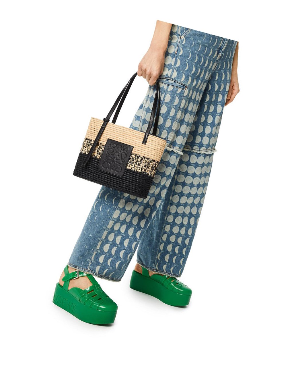 Loewe Square Basket bag in degrade raffia and calfskin Negros | EZAKQ-2861