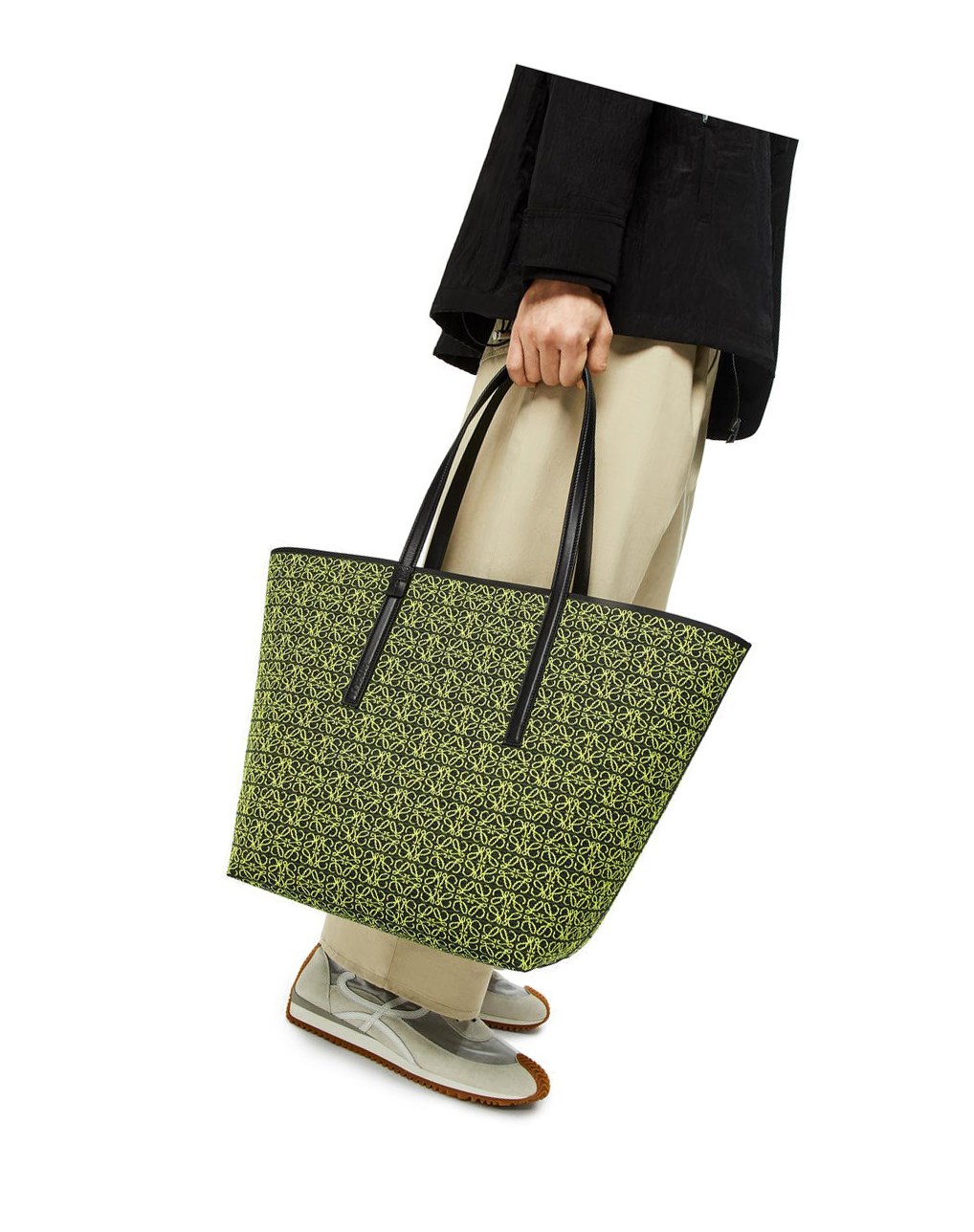 Loewe T Tote bag in Anagram jacquard and calfskin Amarillos Azul Marino Oscuro | PDUZS-6904