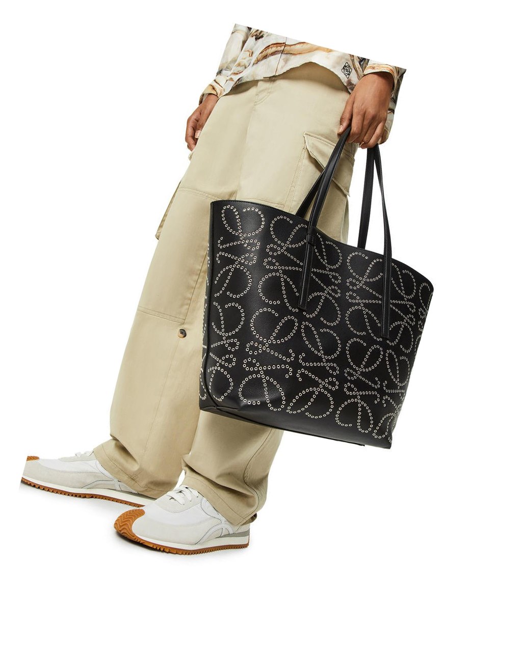 Loewe T Tote bag in classic calfskin Negros | KADSM-2301