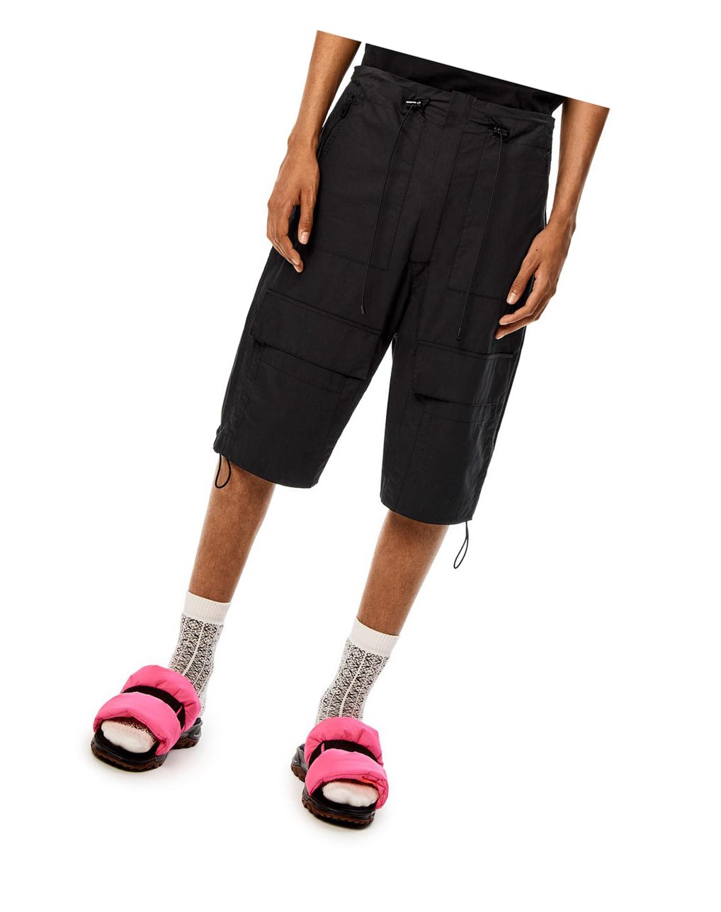 Loewe Utility cargo bermuda shorts in cotton Negros | VCLOD-5629