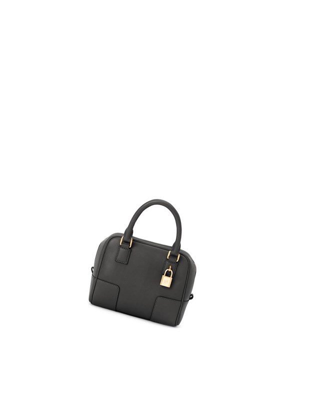 Loewe Amazona 16 Square bag in nappa calfskin Negros | LUGEX-4315