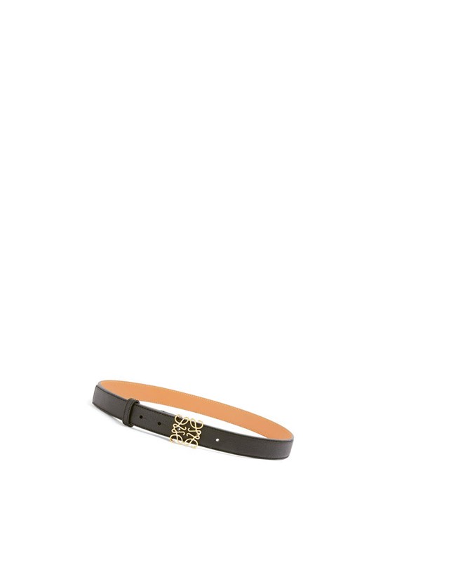 Loewe Anagram belt in pebble grain calfskin Negros Dorados | IVLQD-3641