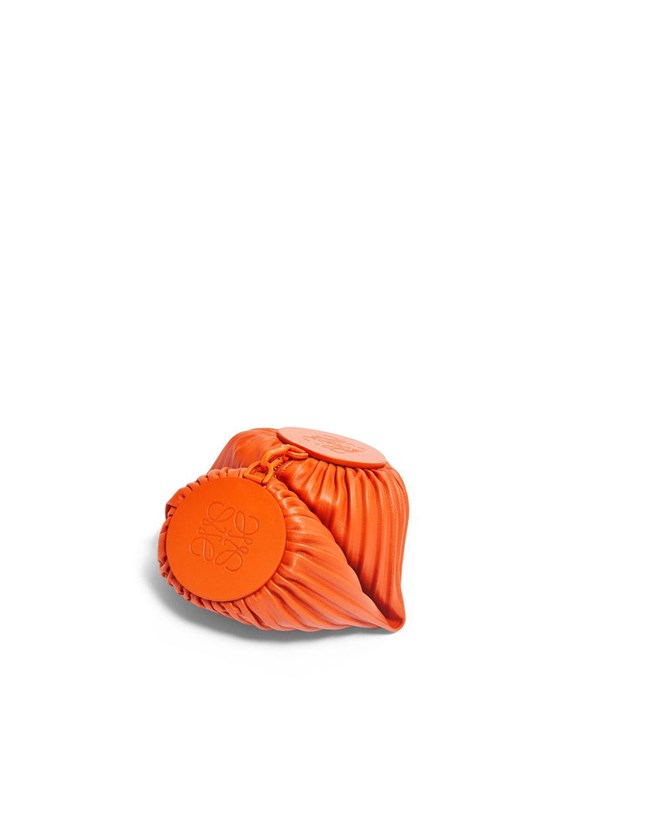 Loewe Bracelet pouch in pleated nappa Naranjas | GOBDC-2394