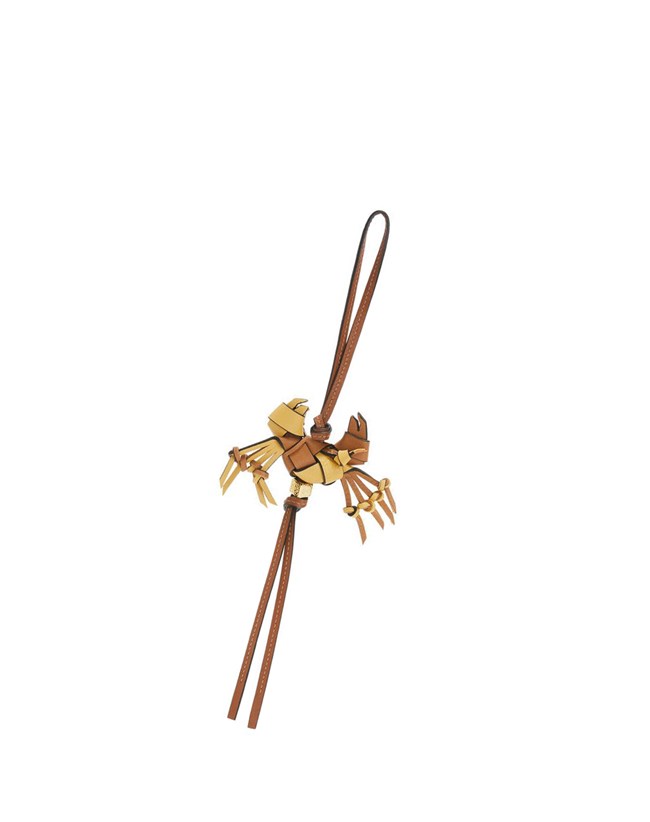 Loewe Crab charm in calfskin Hazelnut / Camel | DWVBH-7312