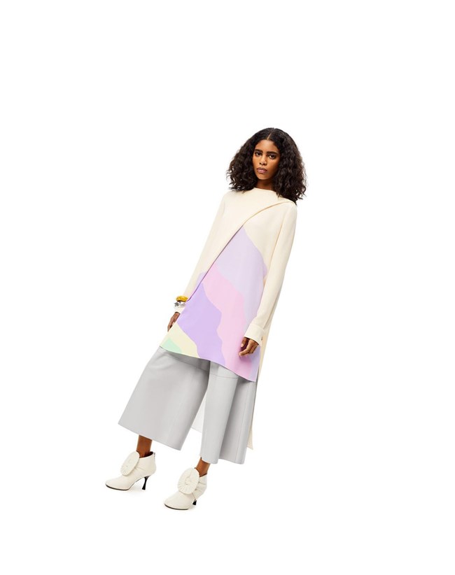 Loewe Cropped elasticated trousers in nappa Grises Claro | SMGOD-0163