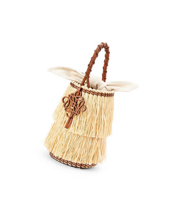 Loewe Frayed Bucket bag in raffia and calfskin Natural / Tan | ZALBE-5420