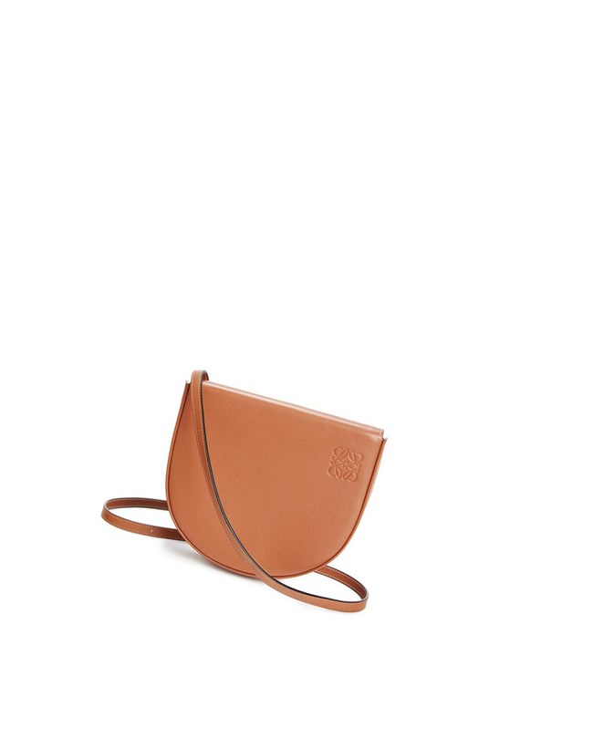 Loewe Heel bag in soft calfskin Tan | WRCZO-8910