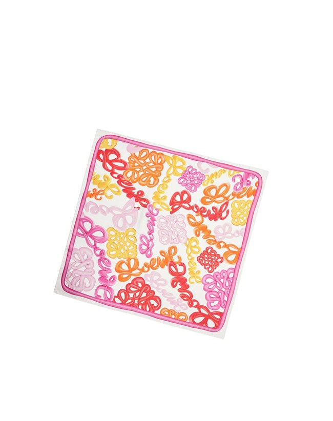 Loewe LOEWE Anagram scarf in silk Rosas Multicolor | HZWJF-2308