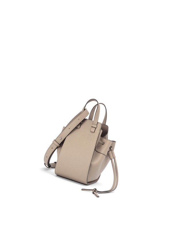Loewe Mini Hammock drawstring in classic calfskin Sand | DXIWP-3160