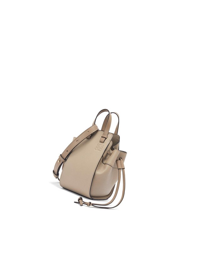 Loewe Mini Hammock drawstring in soft grained calfskin Sand | VTCPW-8751