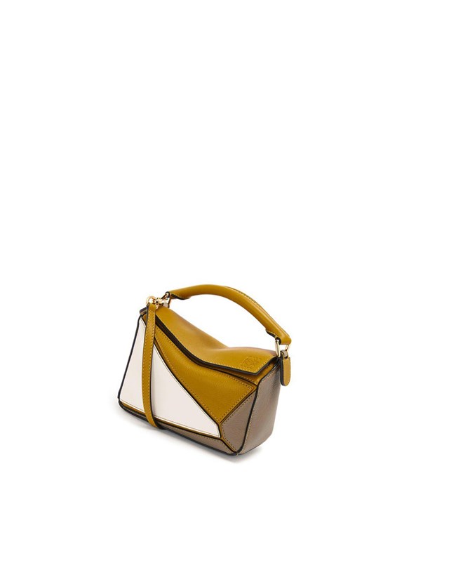 Loewe Mini Puzzle bag in classic calfskin Blancos | ISWUM-4251