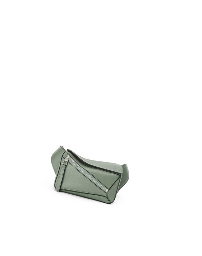 Loewe Mini Puzzle bumbag in classic calfskin Azules | QOWCU-0371