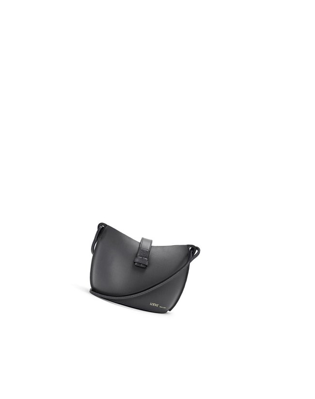 Loewe Moulded Bucket bag in calfskin Negros | DRMVG-6094
