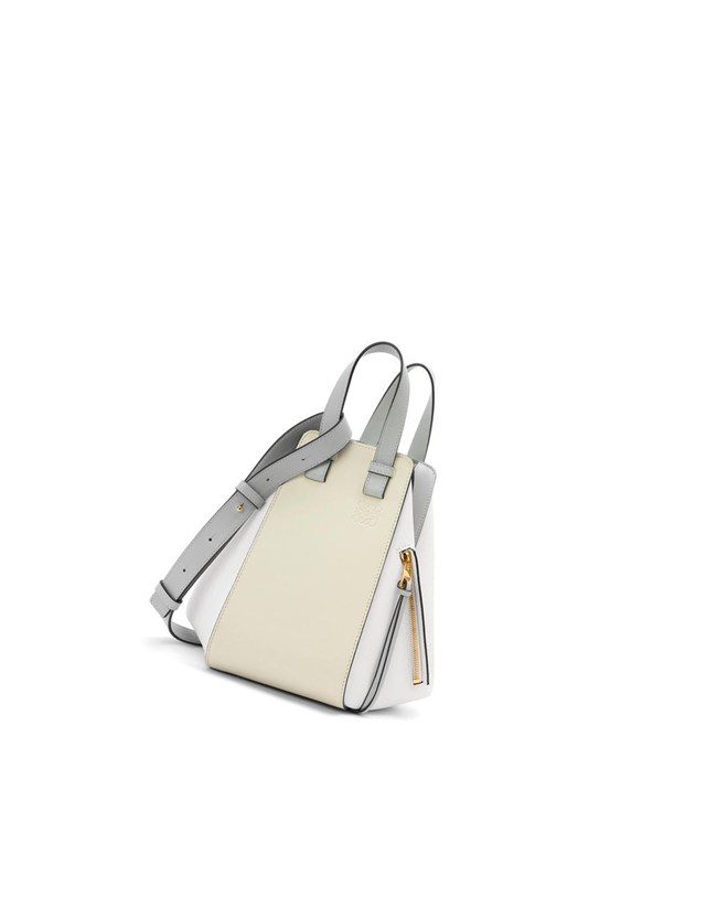 Loewe Small Hammock bag in classic calfskin Grises Verdes | NDYCA-2054