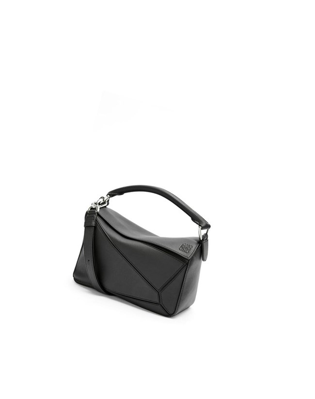 Loewe Small Puzzle bag in classic calfskin Negros | REZNJ-9461